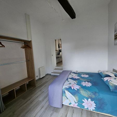 F2 entièrement refait à neuf en 2021 + parking. Apartamento Grasse Exterior foto
