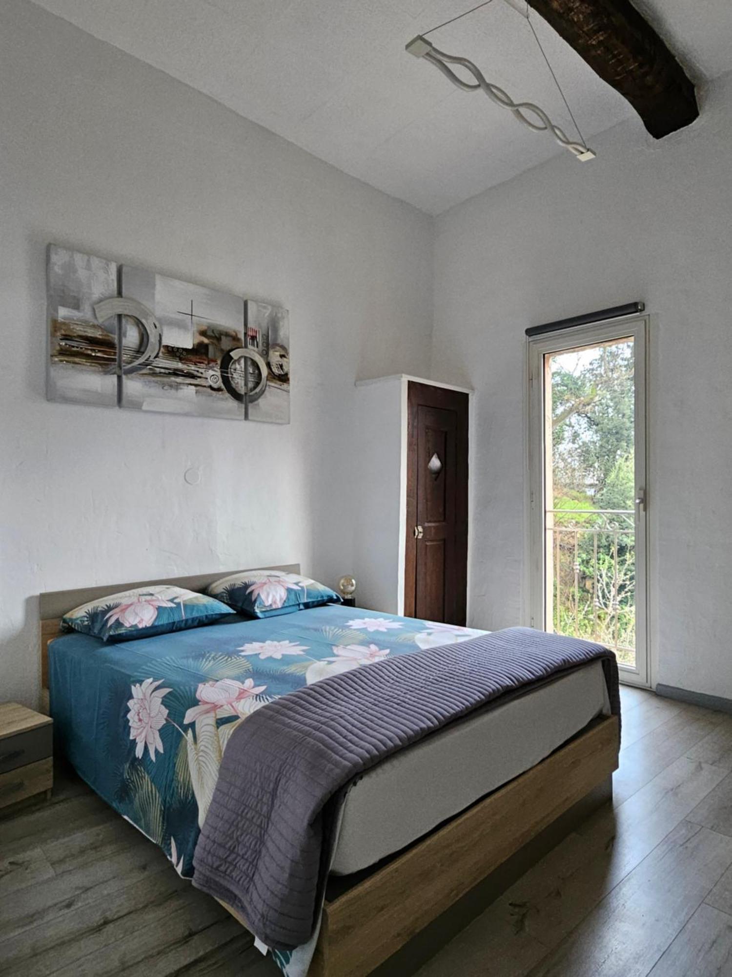F2 entièrement refait à neuf en 2021 + parking. Apartamento Grasse Exterior foto